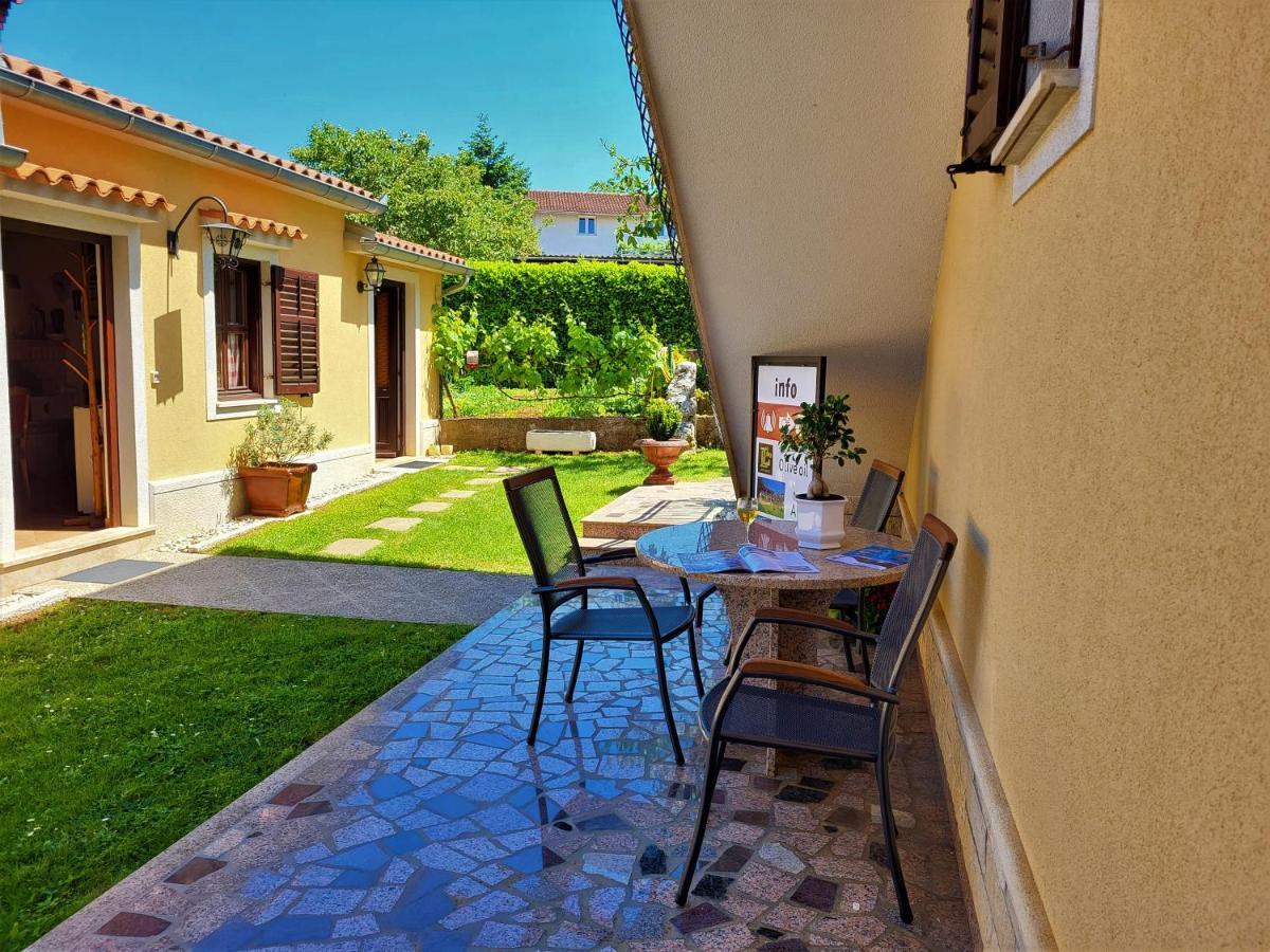 Cozy Apartment Mandula Vrsar Εξωτερικό φωτογραφία