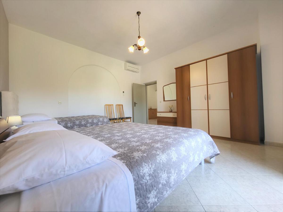 Cozy Apartment Mandula Vrsar Εξωτερικό φωτογραφία